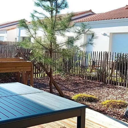 Maison Sous Les Chenes Σαιν-Ζαν-ντε-Μον