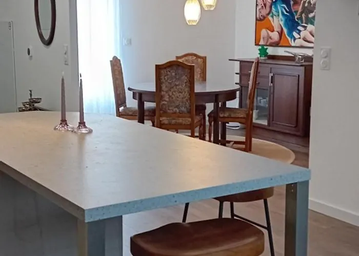 Maison Sous Les Chenes Διαμέρισμα *