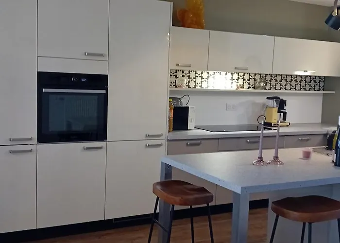 Maison Sous Les Chenes * Σαιν-Ζαν-ντε-Μον